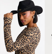Load image into Gallery viewer, HOWDY HAT